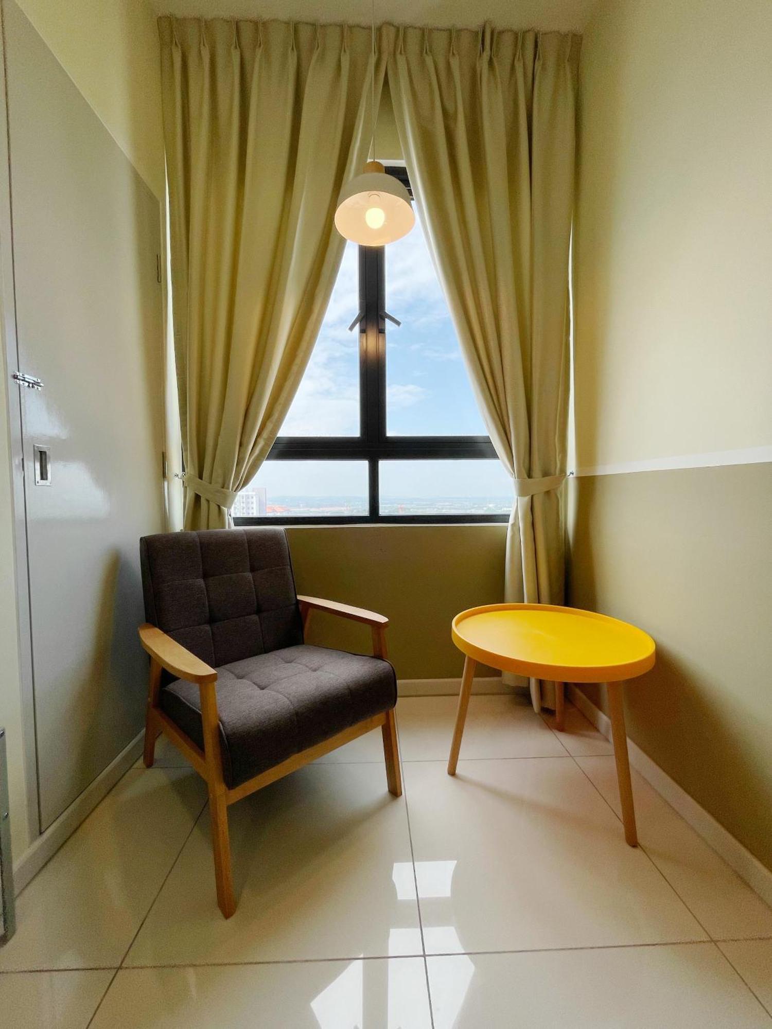 Horizon Suite Homestay, Klia By S&T Homez Sepang Exterior photo