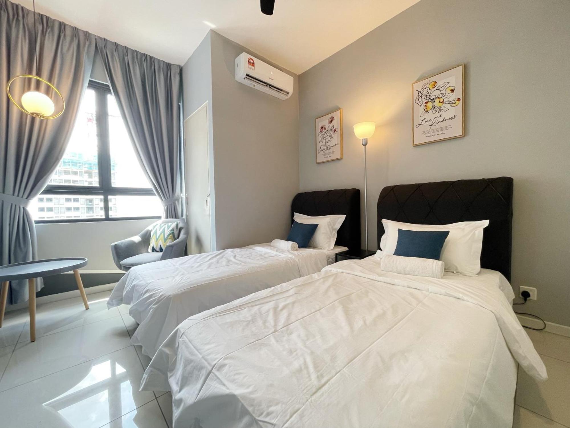 Horizon Suite Homestay, Klia By S&T Homez Sepang Exterior photo