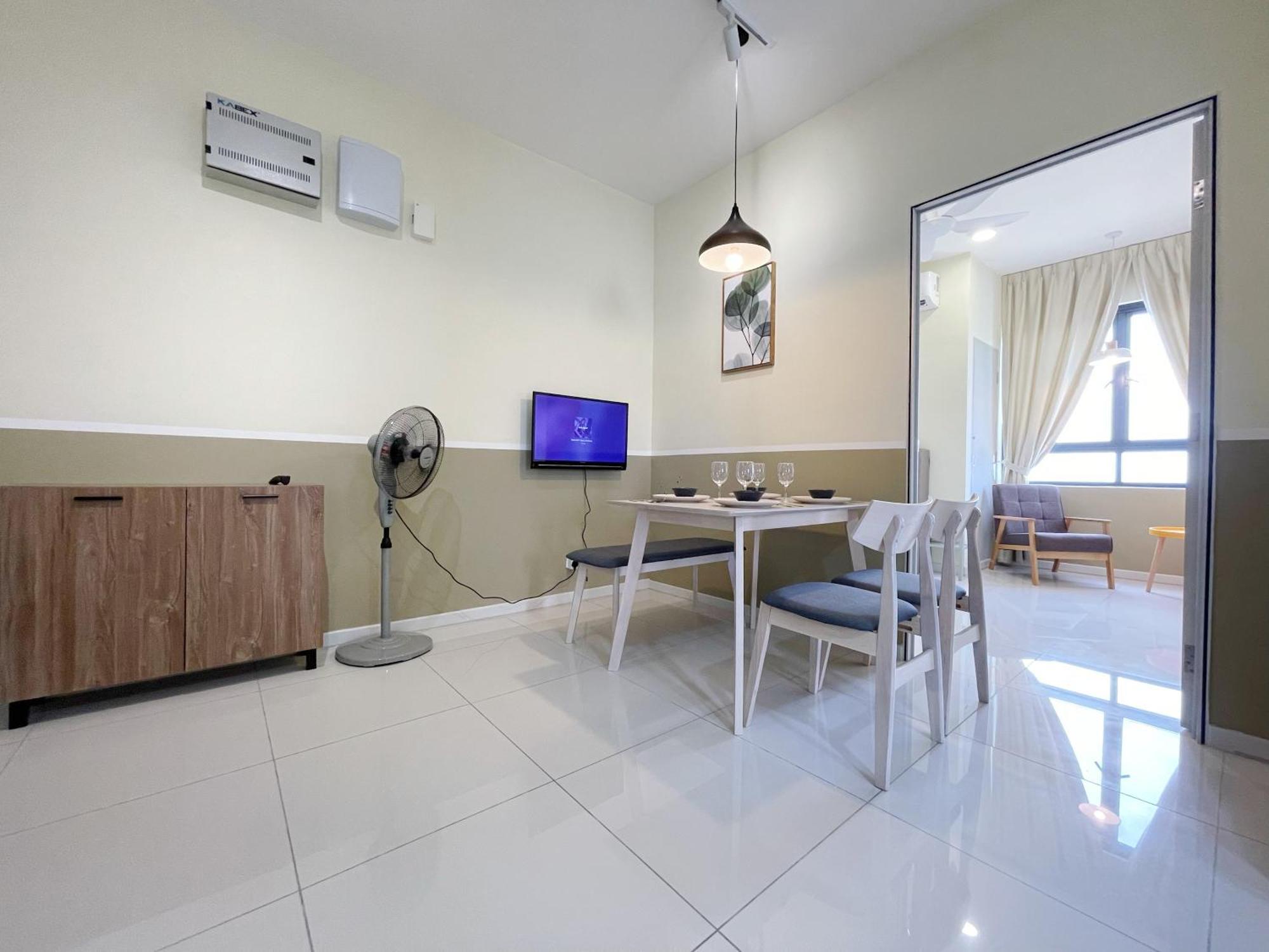 Horizon Suite Homestay, Klia By S&T Homez Sepang Exterior photo